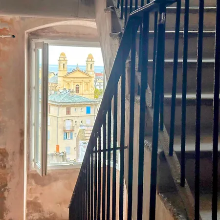 Acquatignese Charme Authentique Au Coeur De Apartament *